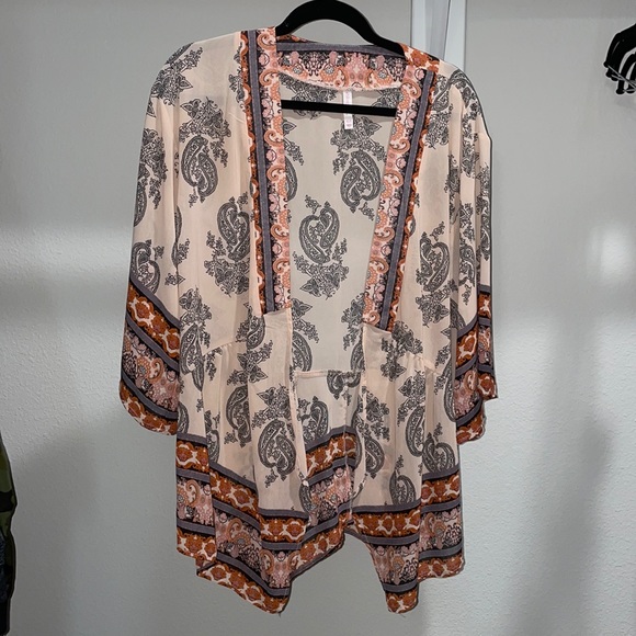 Bohemian Paisley Pattern Cardigan - Picture 4 of 7